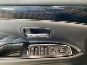 Mitsubishi Outlander (2019) thumbnail 28