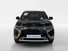 Mitsubishi Outlander (2019) thumbnail 6
