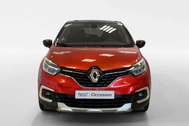 Renault Captur (2017) thumbnail 2