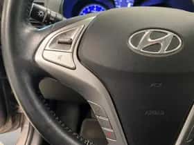 Hyundai ix20 (2015) thumbnail 12