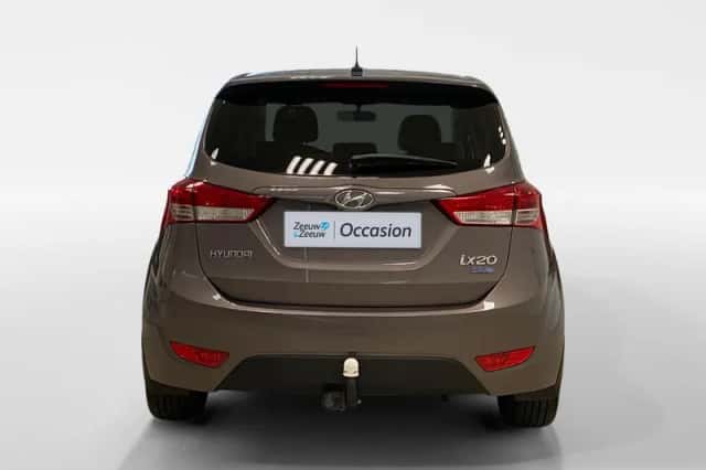 Hyundai ix20 (2015) thumbnail 6