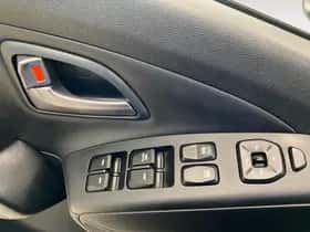 Hyundai ix35 (2014) thumbnail 10