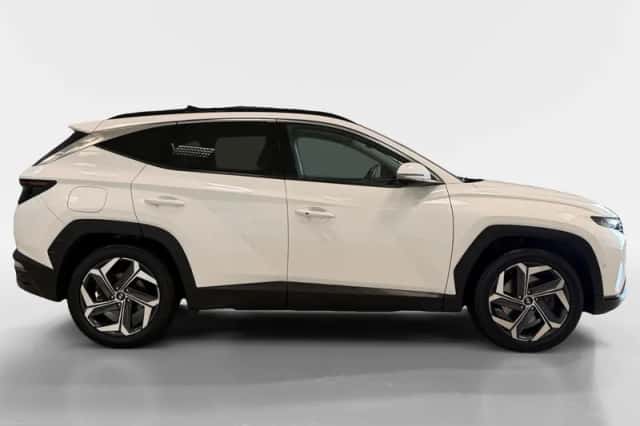 Hyundai Tucson (2023) thumbnail 4