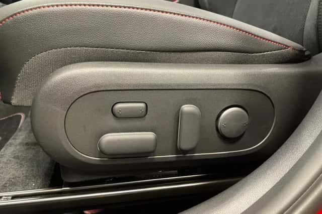 Hyundai Kona (2025) thumbnail 12