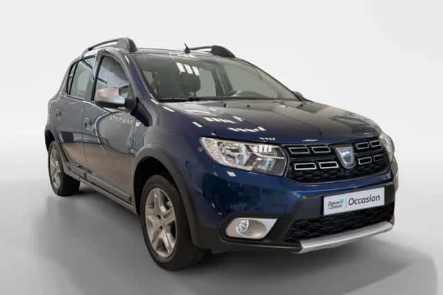 Dacia Sandero Stepway (2018) thumbnail 3