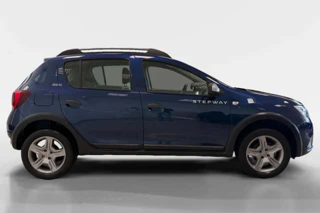 Dacia Sandero Stepway (2018) thumbnail 4