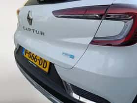 Renault Captur (2021) thumbnail 11