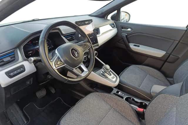 Renault Captur (2021) thumbnail 17