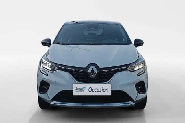 Renault Captur (2021) thumbnail 3