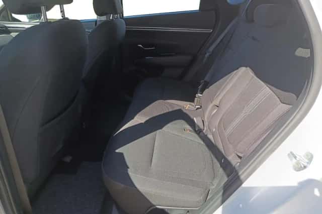 Hyundai Tucson (2021) thumbnail 11