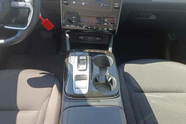 Hyundai Tucson (2021) thumbnail 12