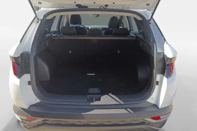 Hyundai Tucson (2021) thumbnail 13