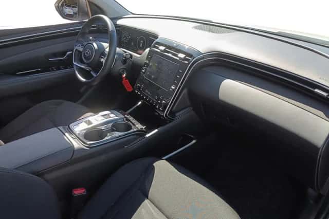 Hyundai Tucson (2021) thumbnail 9