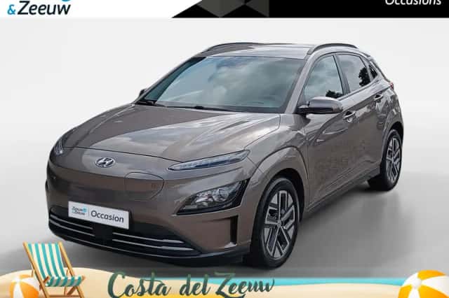Hyundai Kona (2022) thumbnail 1