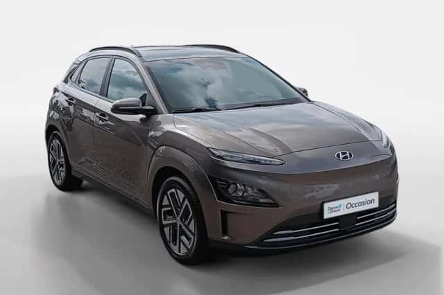 Hyundai Kona (2022) thumbnail 3