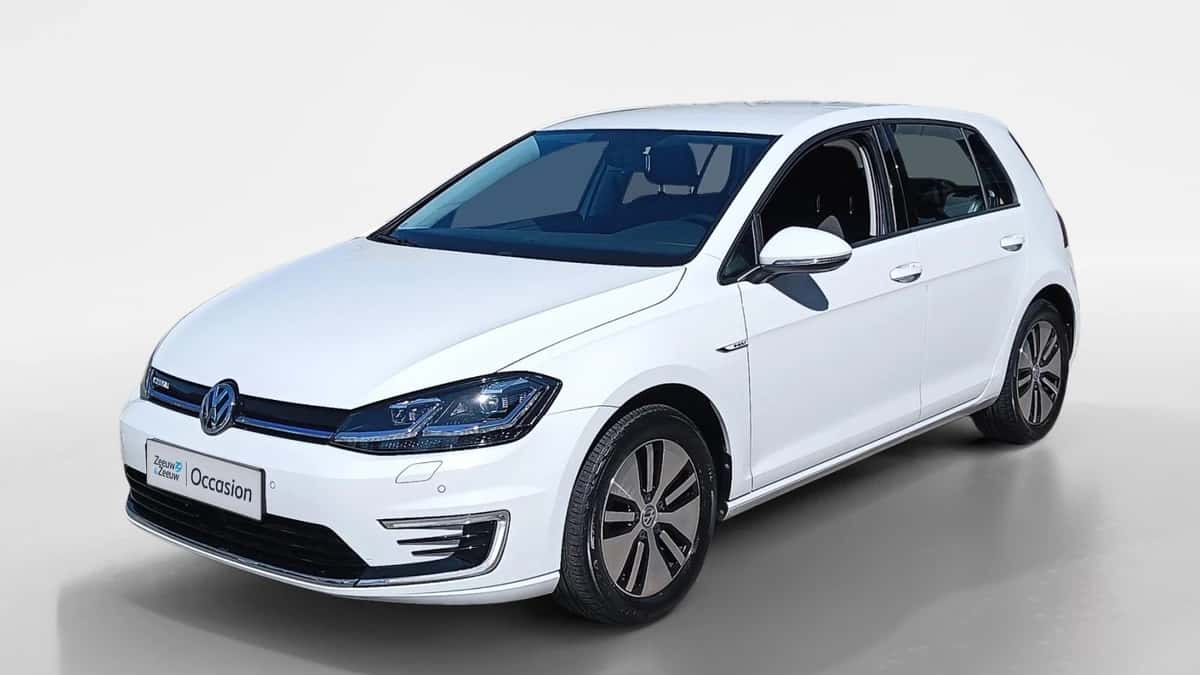 Volkswagen E-Golf (2020) — foto 1
