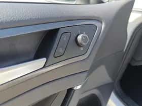Volkswagen E-Golf (2020) thumbnail 11