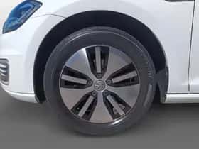 Volkswagen E-Golf (2020) thumbnail 16