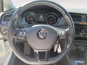 Volkswagen E-Golf (2020) thumbnail 19