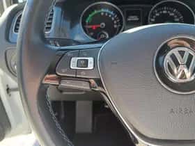 Volkswagen E-Golf (2020) thumbnail 20