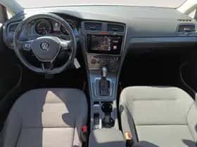 Volkswagen E-Golf (2020) thumbnail 23