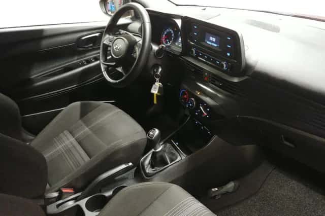 Hyundai Bayon (2023) thumbnail 9