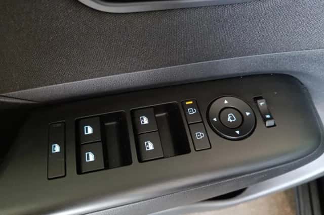 Hyundai Kona (2026) thumbnail 13