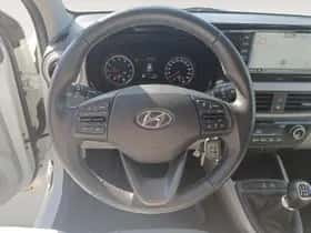 Hyundai i10 (2023) thumbnail 15