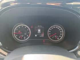 Hyundai i10 (2023) thumbnail 18