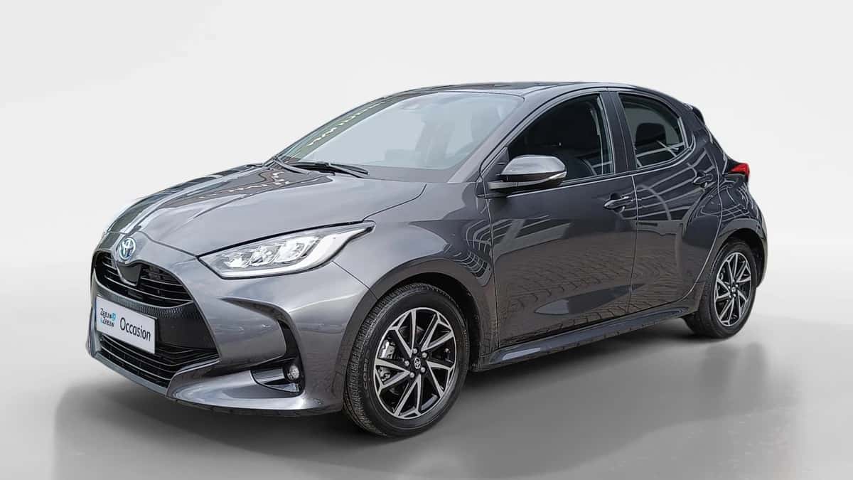 Toyota Yaris (2023) — foto 1