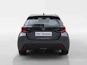 Toyota Yaris (2023) thumbnail 6