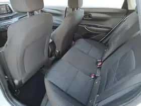 Hyundai Bayon (2024) thumbnail 19