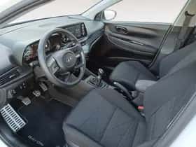 Hyundai Bayon (2024) thumbnail 10