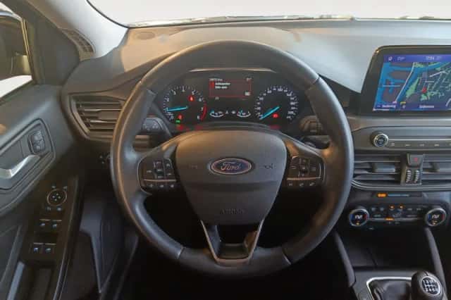 Ford Focus (2020) thumbnail 16