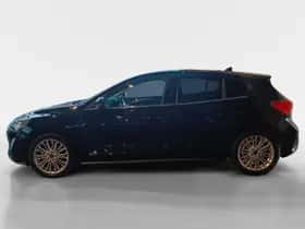 Ford Focus (2020) thumbnail 5