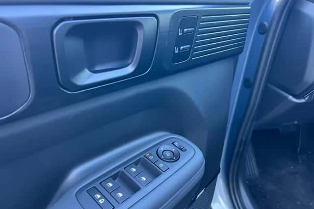 Hyundai Santa Fe (2026) thumbnail 15
