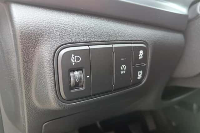 Hyundai i20 (2023) thumbnail 16