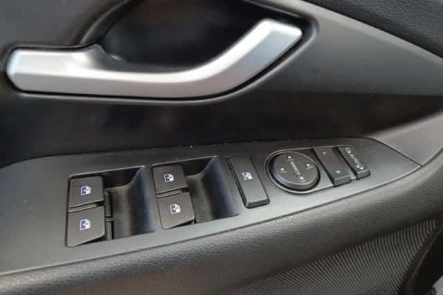 Hyundai i30 (2019) thumbnail 21
