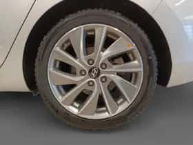 Hyundai i30 (2019) thumbnail 8
