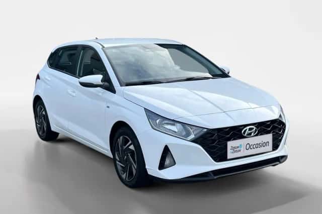 Hyundai i20 (2023) thumbnail 3