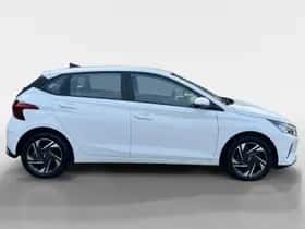 Hyundai i20 (2023) thumbnail 4