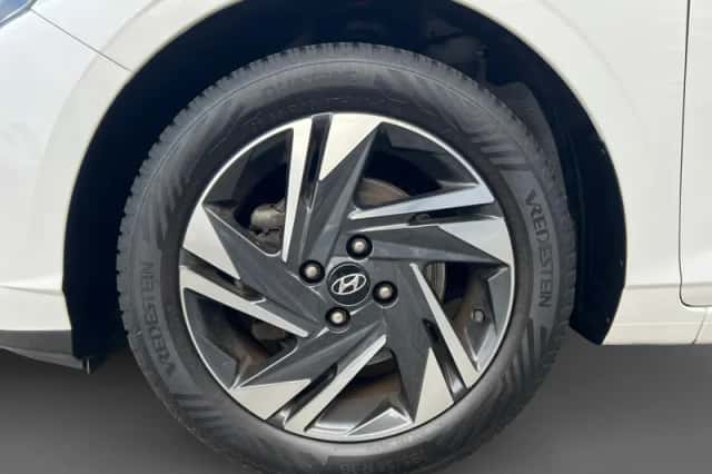 Hyundai i20 (2023) thumbnail 8