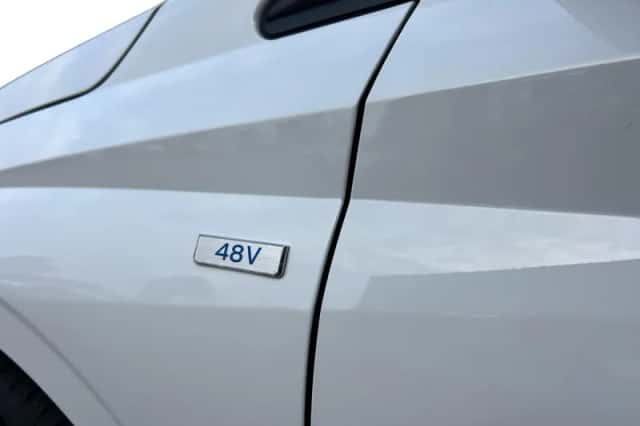 Hyundai i20 (2023) thumbnail 9