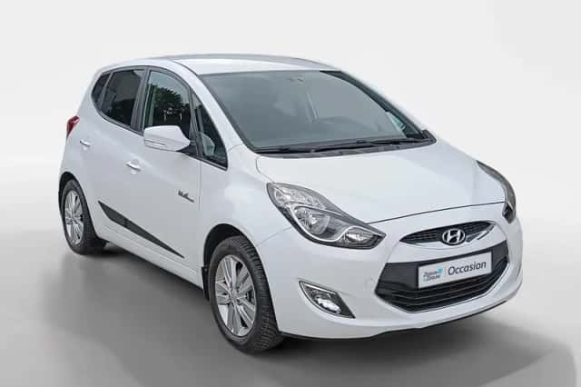 Hyundai ix20 (2015) thumbnail 3