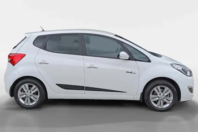 Hyundai ix20 (2015) thumbnail 4