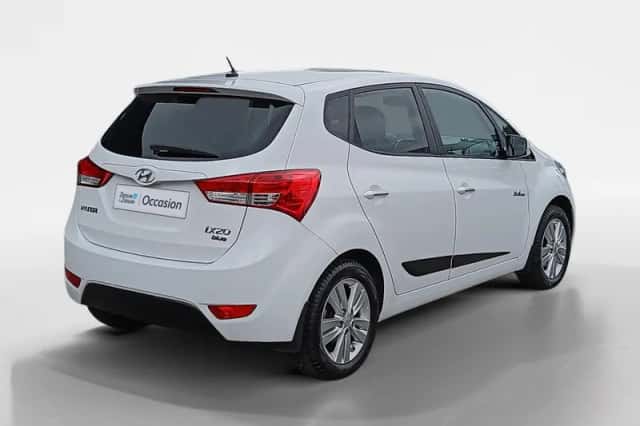 Hyundai ix20 (2015) thumbnail 5