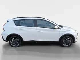 Hyundai Bayon (2024) thumbnail 3