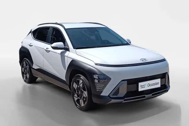 Hyundai Kona (2023) thumbnail 3