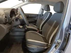 Hyundai i10 (2025) thumbnail 18