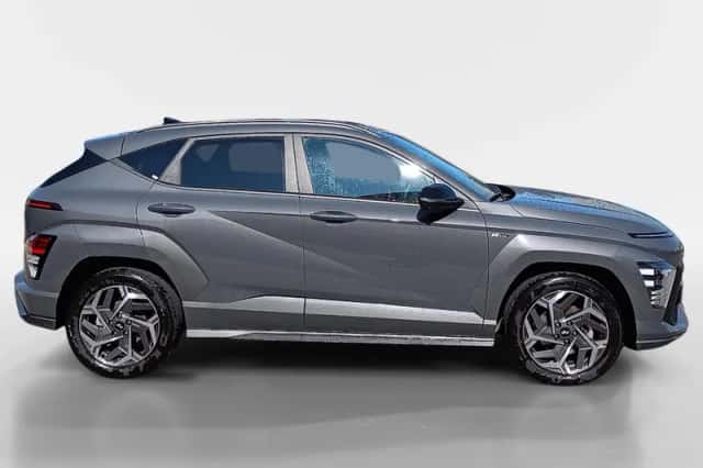 Hyundai Kona (2025) thumbnail 4